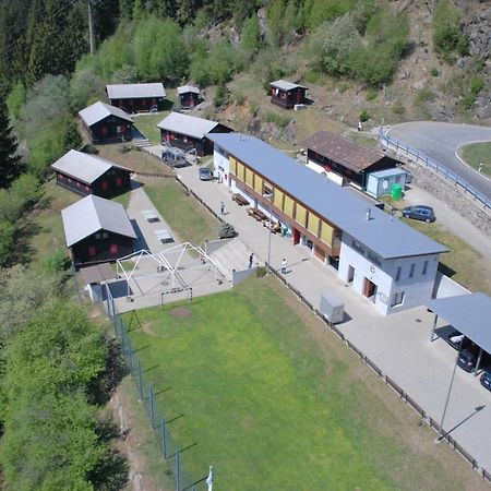Touring Club Svizzero - Sezione Ticino Hostel Quinto Bagian luar foto