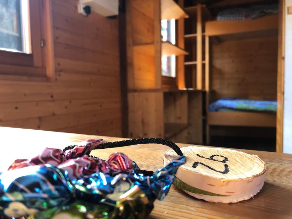 Touring Club Svizzero - Sezione Ticino Hostel Quinto Bagian luar foto